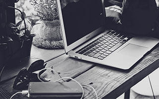 开云体育平台-英超豪门疯狂引援，购入顶级中场巩固争冠决心，英超落魄豪门